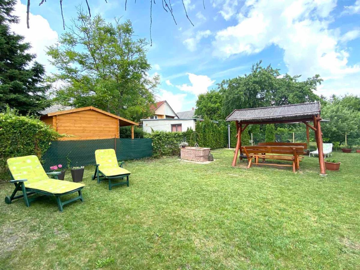 Munkacsy Apartmanok Balatonfenyves Exterior foto